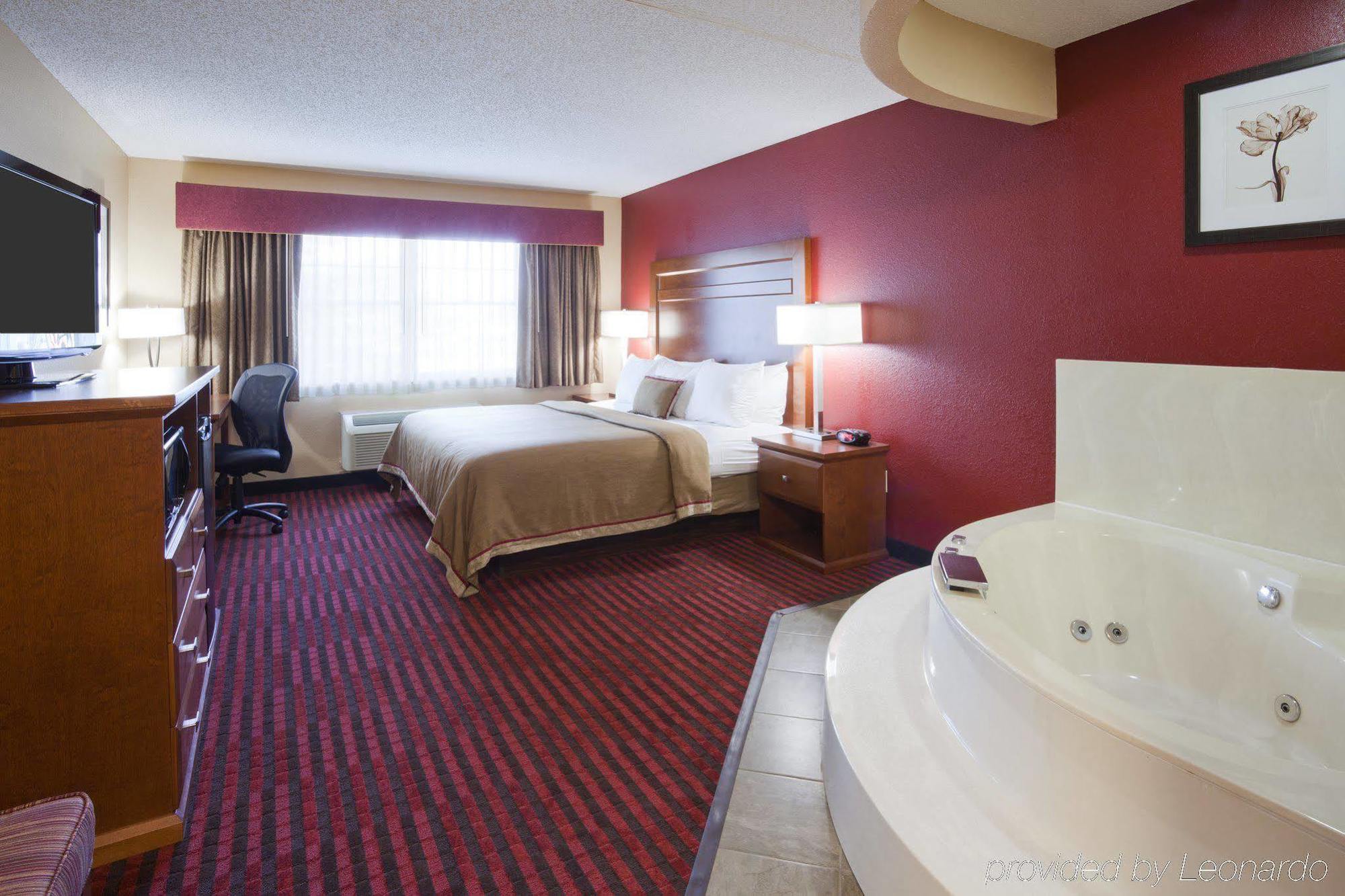 Grandstay Hotel & Suites - Stillwater Exterior photo